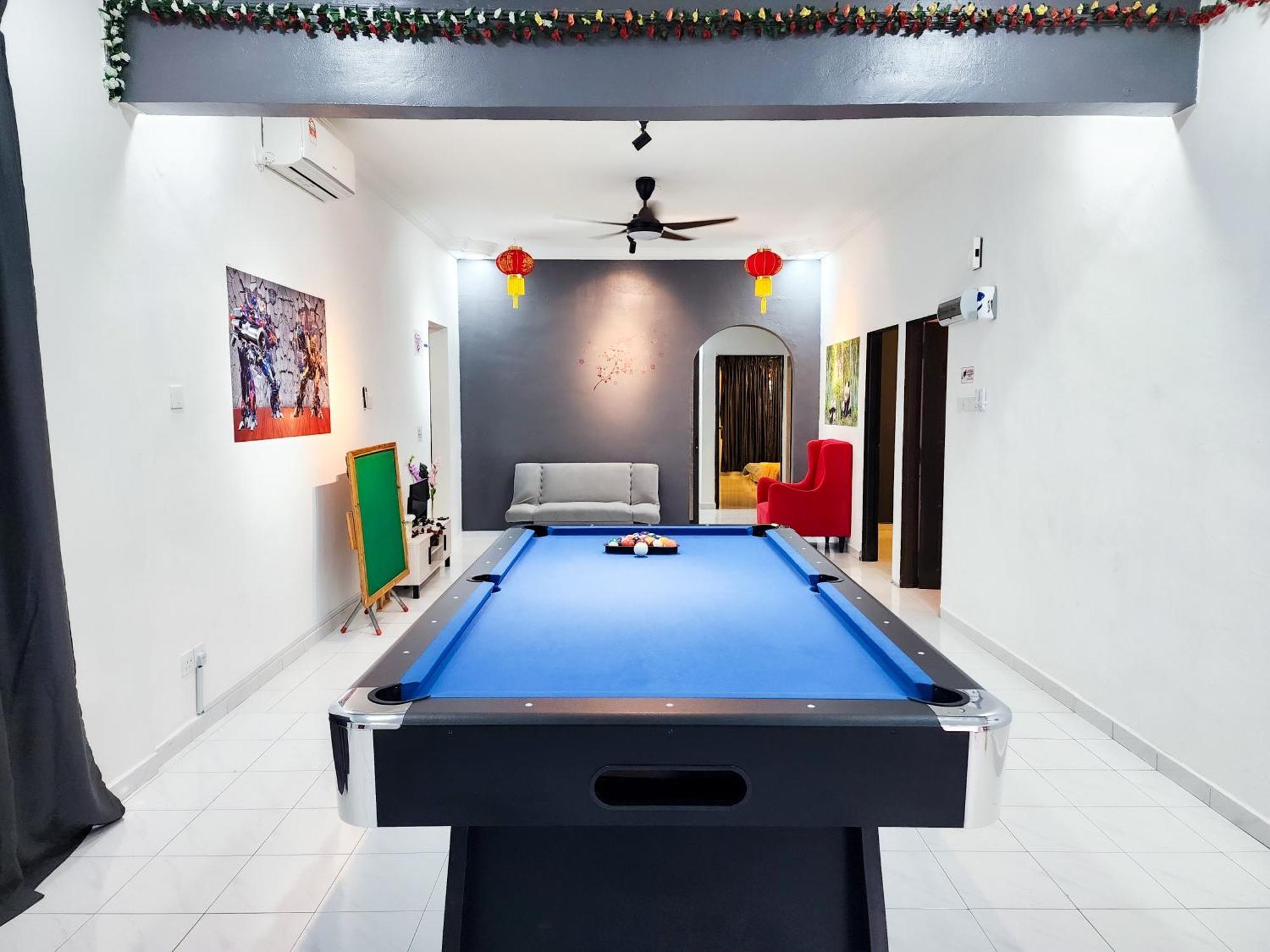 Holiday home Johor Jaya -- Ktv & Swimming Pool & Mahjong #5br2b 15pax Johor Bahru